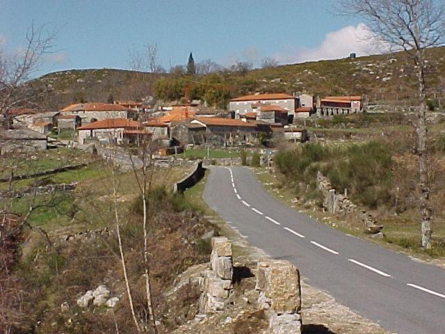 Casa De Campo Monte Abades Pension Terras de Bouro Buitenkant foto