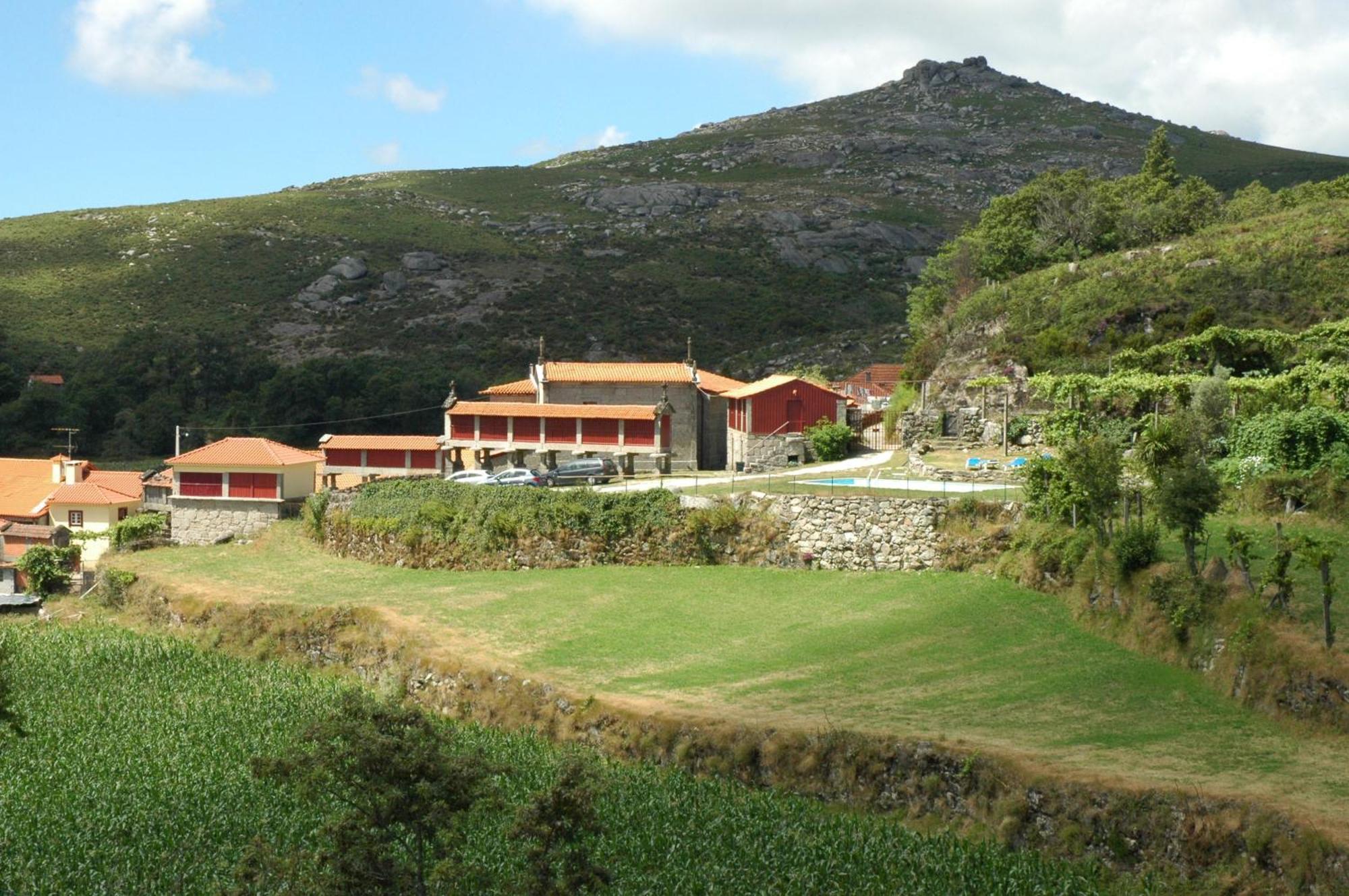 Casa De Campo Monte Abades Pension Terras de Bouro Buitenkant foto